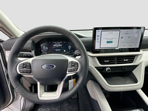 New 2026 Ford Explorer Active image 7