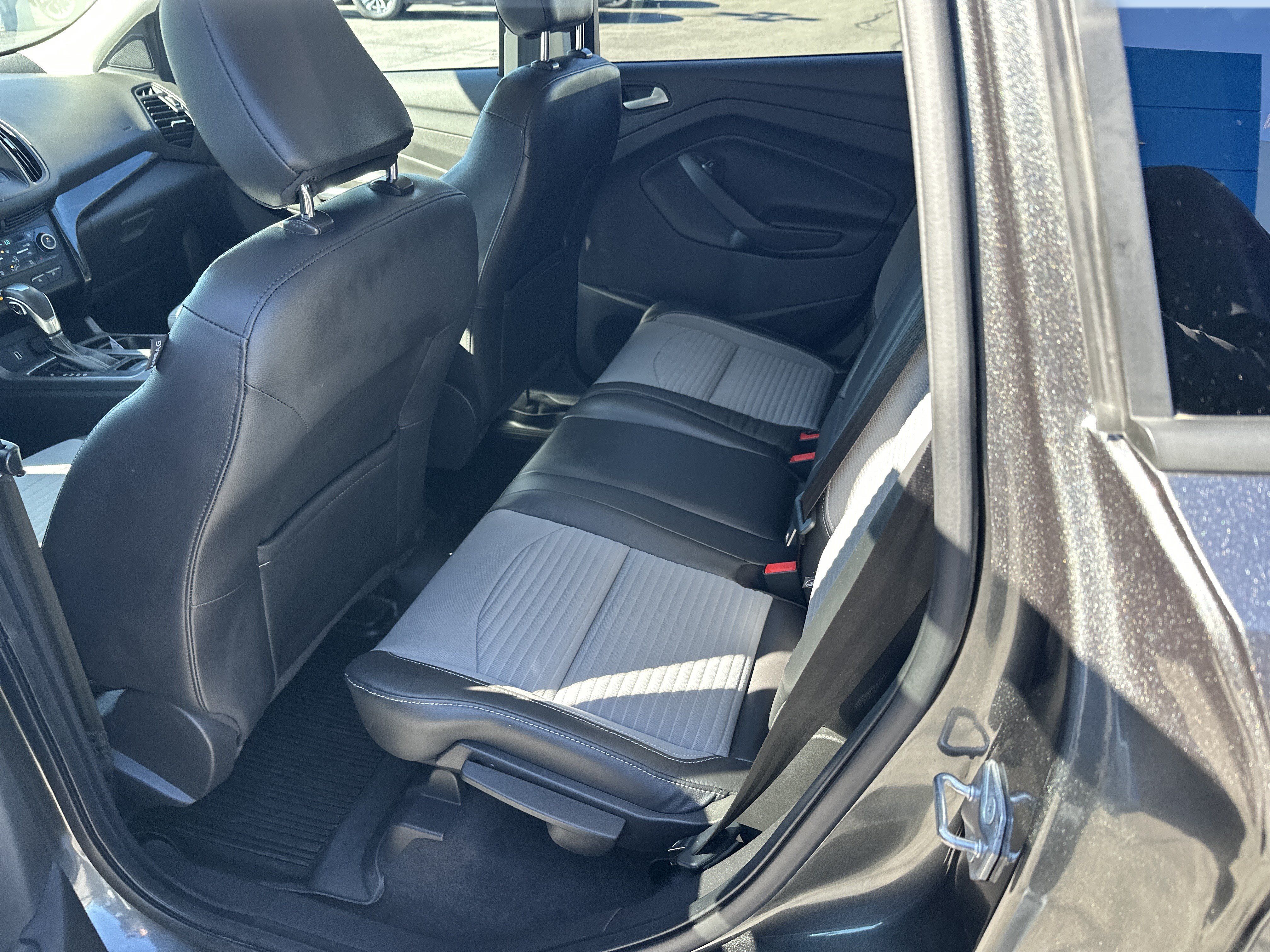 Used 2019 Ford Escape SE AWD/4WD image 6