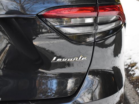 Used 2021 Maserati Levante S GranSport image 18