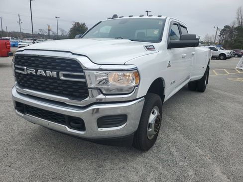 Used 2022 RAM 3500 Big Horn image 2
