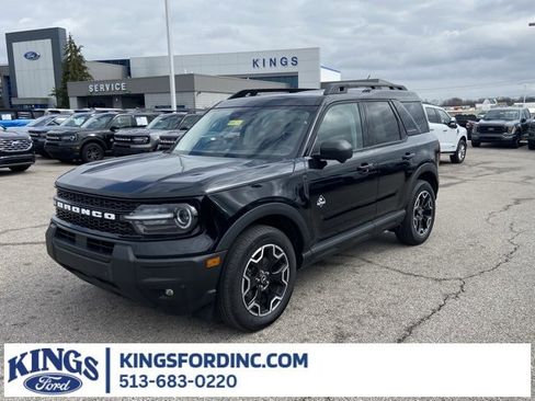 Certified 2025 Ford Bronco Sport Outer Banks w/ Outer Banks Tech Package+ image 1