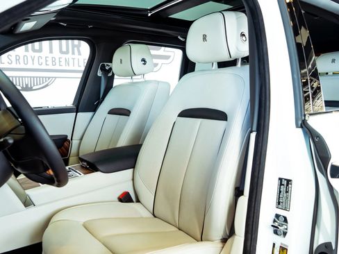 Used 2019 Rolls-Royce Cullinan AWD/4WD image 15