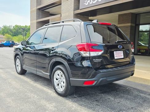 Used 2021 Subaru Forester AWD/4WD image 8