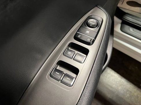 Used 2019 Kia Optima LX image 13