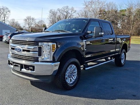 Used 2018 Ford F250 XLT image 6