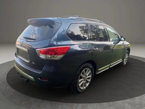 Used 2013 Nissan Pathfinder SL w/ Trailer Tow Pkg FWD image 6