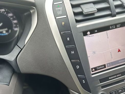 Used 2018 Lincoln MKZ Select w/ Select Plus Package FWD image 21