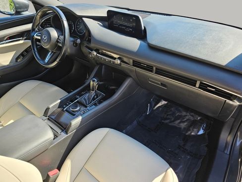 Used 2021 MAZDA MAZDA3 s image 26