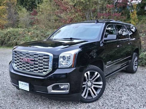 Used 2018 GMC Yukon XL Denali w/ Denali Ultimate Package image 4