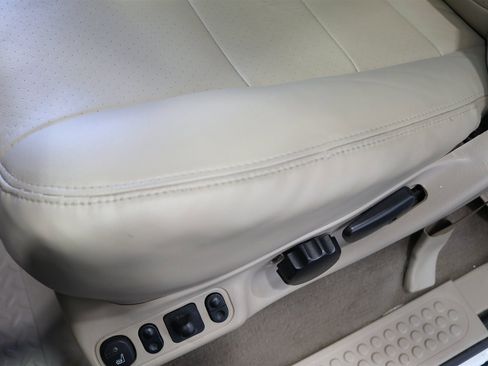 Used 2003 Ford F350 Lariat image 72