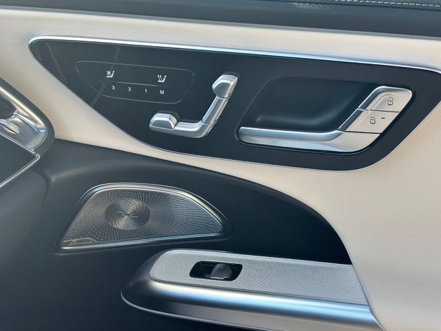 New 2027 Mercedes-Benz E 350 4MATIC Sedan image 37