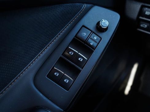 Used 2019 Toyota Avalon XSE FWD image 29