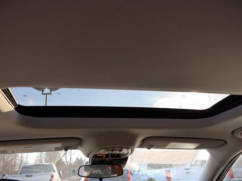 New 2026 Chevrolet Trax ACTIV w/ Sunroof Package image 20