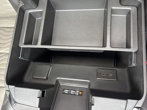 Used 2025 Chevrolet Silverado 1500 ZR2 w/ Technology Package image 13