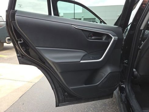 Used 2025 Toyota RAV4 LE image 12