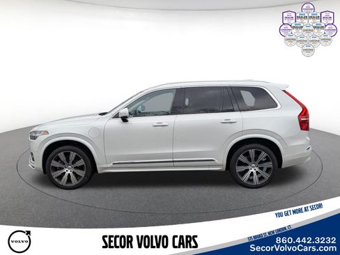 Certified 2024 Volvo XC90 T8 Ultimate AWD/4WD image 2
