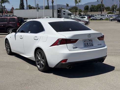 Used 2016 Lexus IS 350 w/ F Sport Package RWD image 4