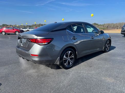 Used 2022 Nissan Sentra SV image 7