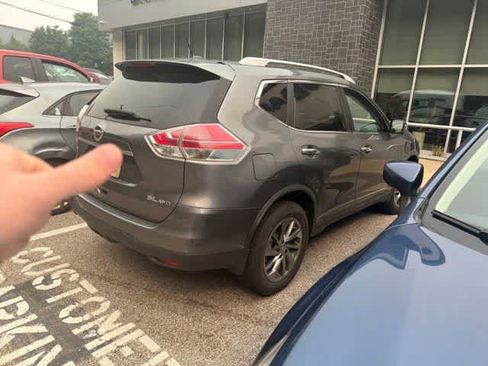 Used 2015 Nissan Rogue SL w/ SL Premium Package AWD/4WD image 6