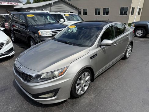 Used 2012 Kia Optima SX w/ Premium Touring Pkg FWD image 2