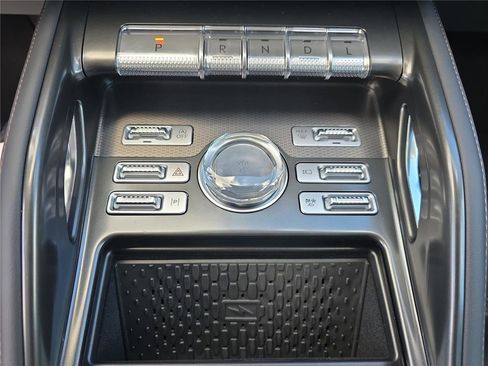 New 2026 Lincoln Nautilus Premier AWD/4WD image 17