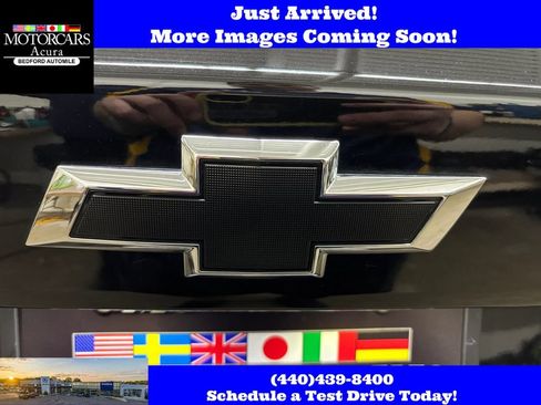 Used 2025 Chevrolet Trax RS FWD image 32