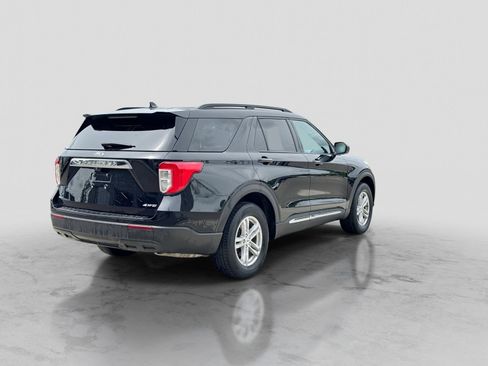Certified 2023 Ford Explorer XLT AWD/4WD image 8