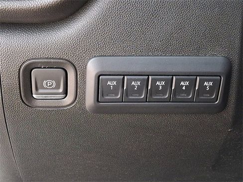 Used 2024 Chevrolet Silverado 2500 W/T w/ WT Convenience Package image 24