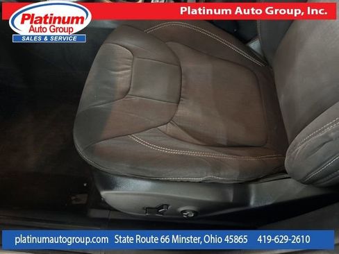Used 2015 Jeep Cherokee Latitude w/ Comfort/Convenience Group image 12