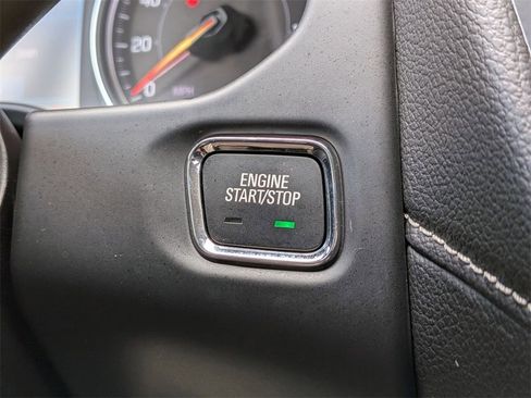 Used 2023 GMC Acadia SLE w/ Driver Convenience Package image 20