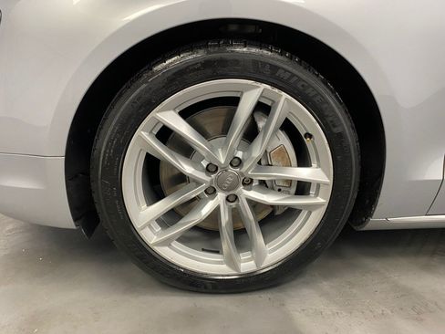 Used 2015 Audi A8 4.0T w/ Premium Package AWD/4WD image 19