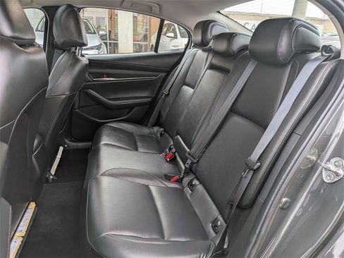 Used 2025 MAZDA MAZDA3 s image 29