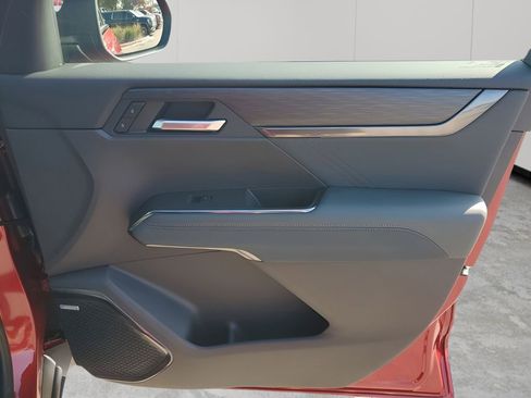 New 2026 GMC Acadia AT4 w/ Luxury Package AWD/4WD image 15