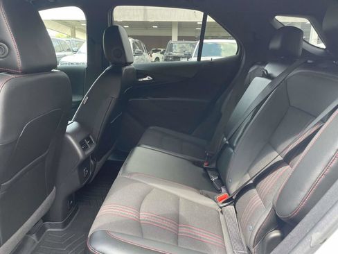 Used 2024 Chevrolet Equinox RS FWD image 21
