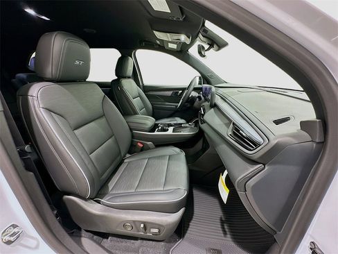 New 2026 Buick Enclave Sport Touring w/ Power Package image 30