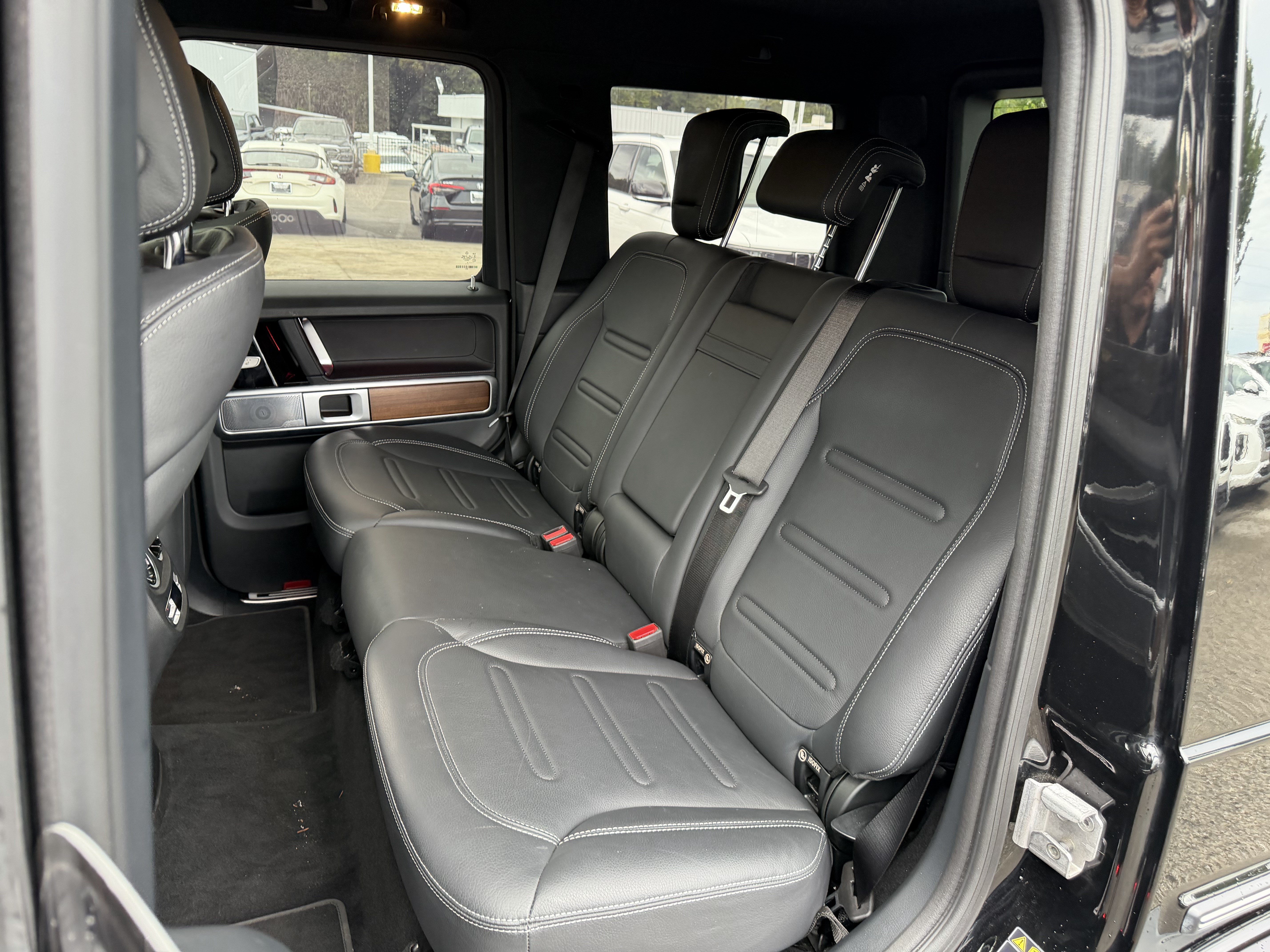 Used 2024 Mercedes-Benz G 550 image 33