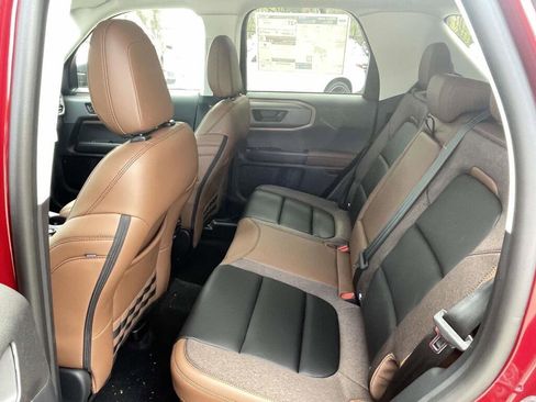New 2025 Ford Bronco Sport Outer Banks AWD/4WD image 18