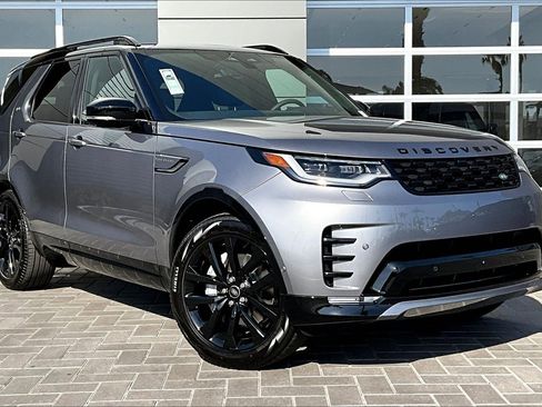New 2026 Land Rover Discovery Dynamic SE AWD/4WD image 2