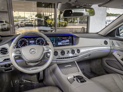 Used 2017 Mercedes-Benz S 550 4MATIC Sedan image 29