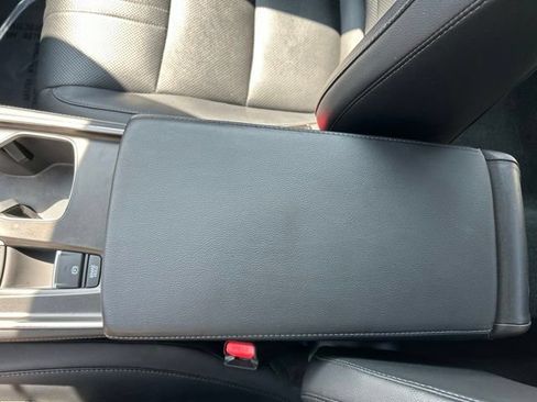 Used 2018 Honda Accord EX-L image 24