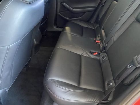 Used 2020 MAZDA MAZDA3 Hatchback FWD image 15