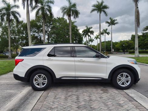Used 2020 Ford Explorer XLT RWD image 21