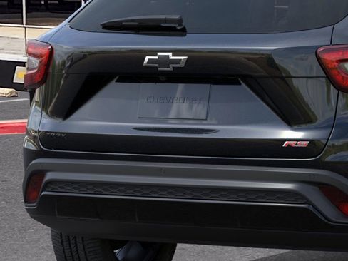 New 2026 Chevrolet Trax RS w/ Driver Confidence Package image 14