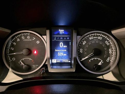 Used 2018 Toyota Tacoma SR5 image 19