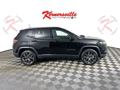 New 2025 Jeep Compass Limited w/ Sun & Sound Group image 8