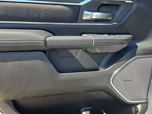 New 2026 RAM 1500 Laramie AWD/4WD image 27
