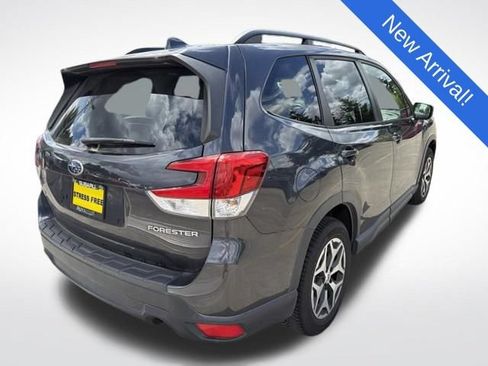 Used 2019 Subaru Forester Premium w/ Popular Package #1 AWD/4WD image 7