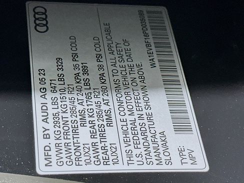 Used 2023 Audi Q8 Premium Plus w/ Premium Plus Package AWD/4WD image 22