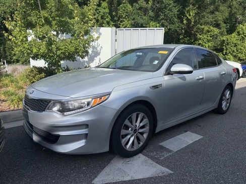 Used 2018 Kia Optima EX FWD image 1