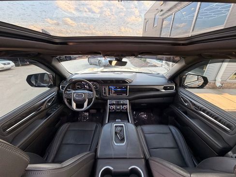 Used 2021 GMC Yukon XL Denali w/ Advanced Technology Package image 31